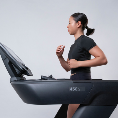 Running on a Treadmill vs. Running Outdoors: Which is Better?